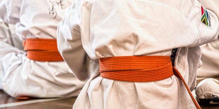 Ultimate Guide to Building Muscle at Home: Effective Workouts for Maximum Results